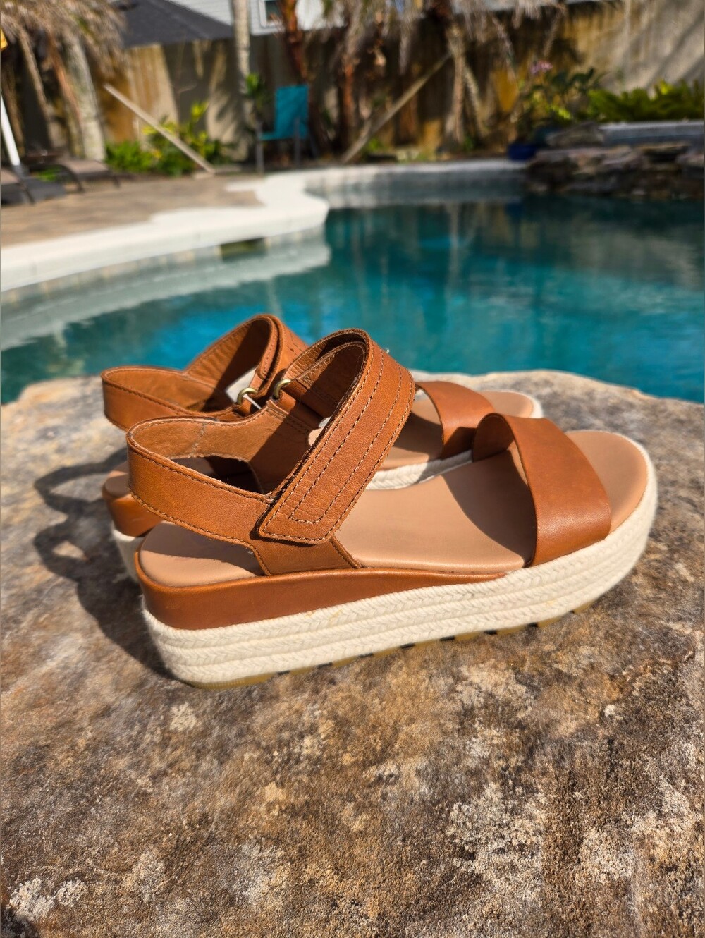 Sorel Cameron Flatform Sandal - Picture 3 of 9